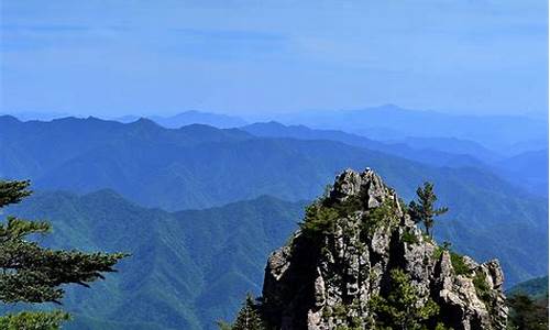 牛背梁周边旅游_牛背梁游玩时间